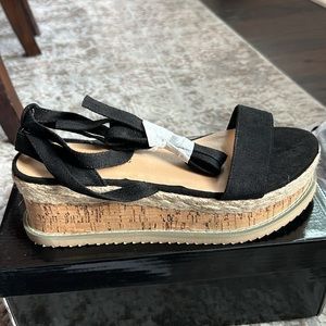 NWT Espadrilles Sandals